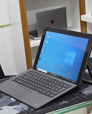 New Laptop HP X2 8GB Intel Core i7 SSD 256GB
