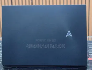 New Laptop Asus ZenBook UX303UA 32GB Intel Core i9 SSD 1T