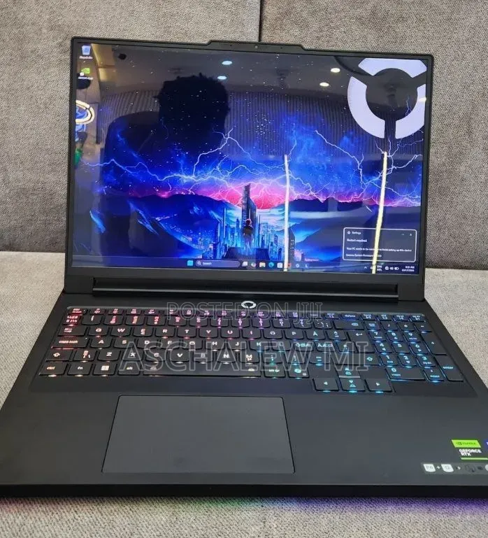 New Laptop Lenovo Legion 5i 32GB Intel Core Ultra 9 SSD 2T