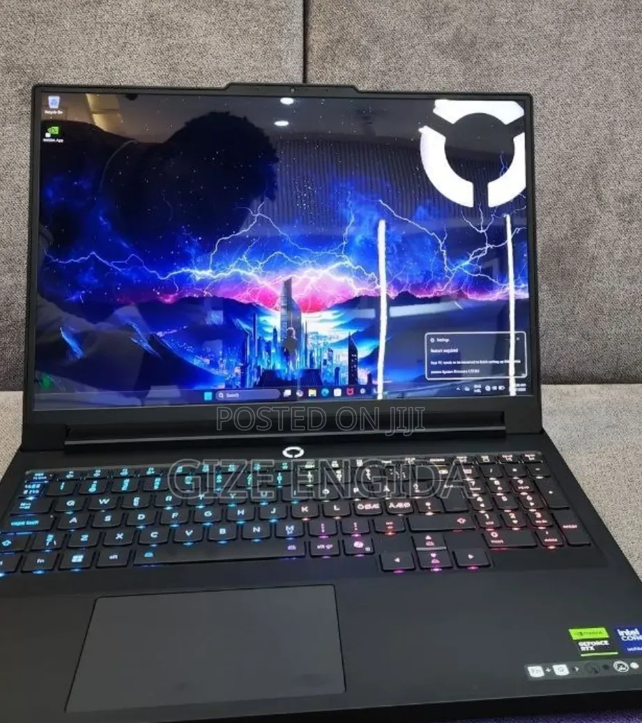 New Laptop Lenovo Legion 5i 32GB Intel Core Ultra 9 SSD 2T