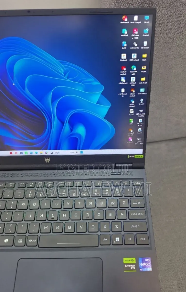 New Laptop Acer Predator Helios Neo 16 16GB Intel Core i9 SSD 1T
