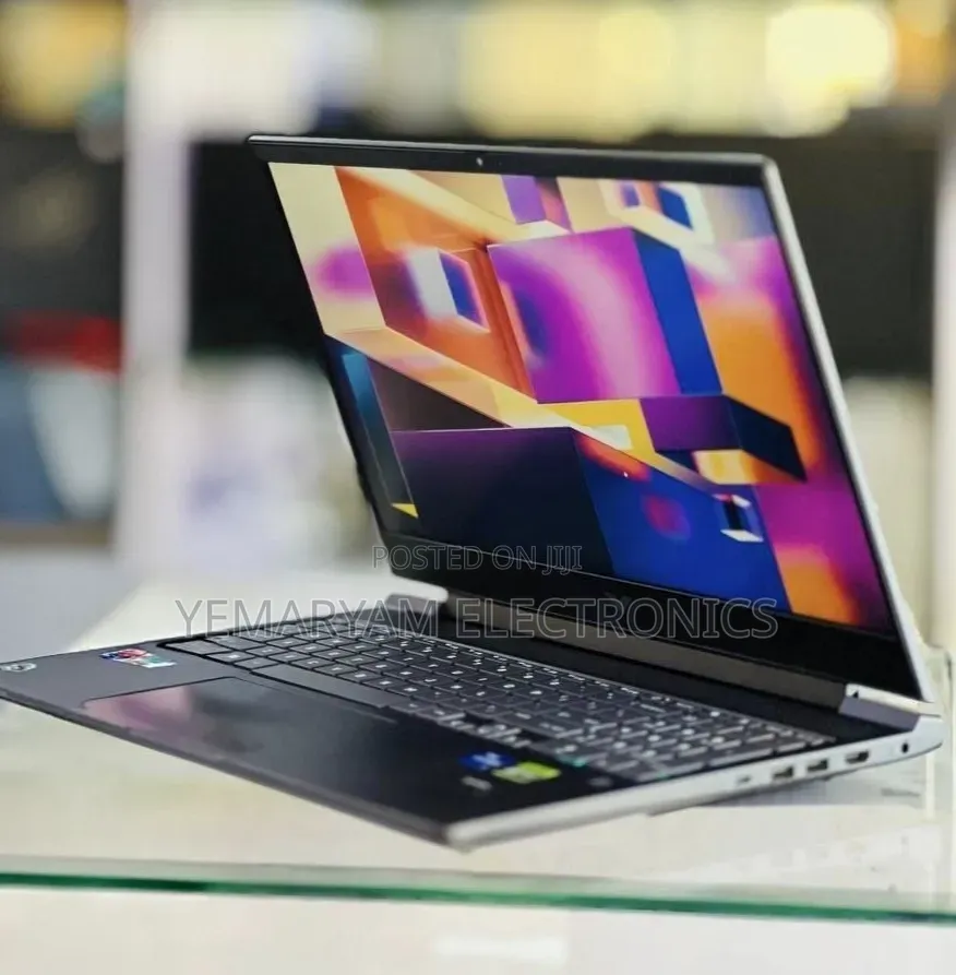 New Laptop HP Pavilion 15 16GB Intel Core i7 SSD 512GB