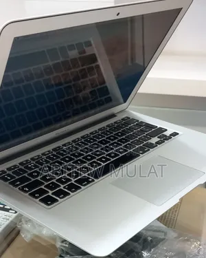 New Laptop Apple MacBook Air 2017 8GB Intel Core i5 SSD 128GB