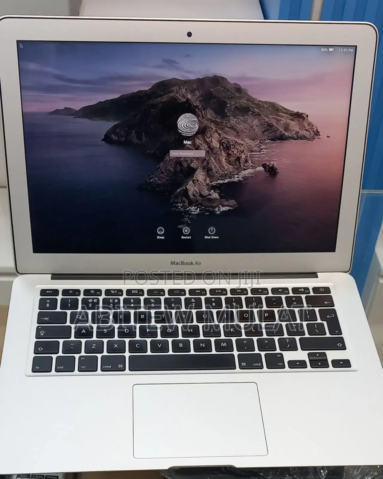 New Laptop Apple MacBook Air 2017 8GB Intel Core i5 SSD 128GB