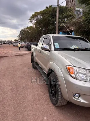 Toyota Hilux 2.5 D-4D SRX 2006 Silver