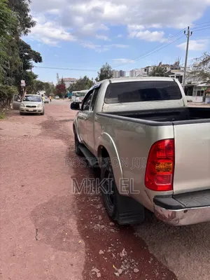 Toyota Hilux 2.5 D-4D SRX 2006 Silver