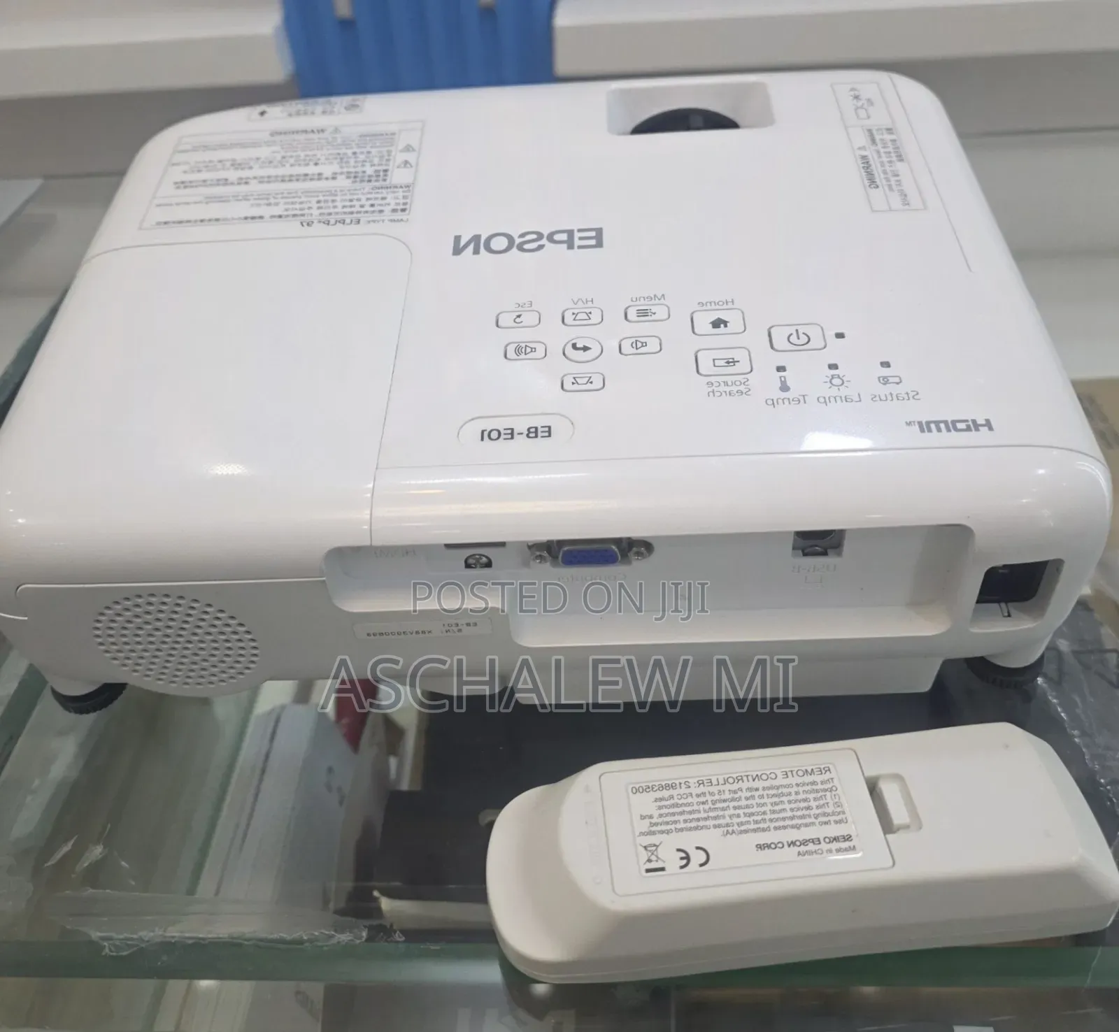 Epson Projector 
Model Name: EB-E01 
Hardware