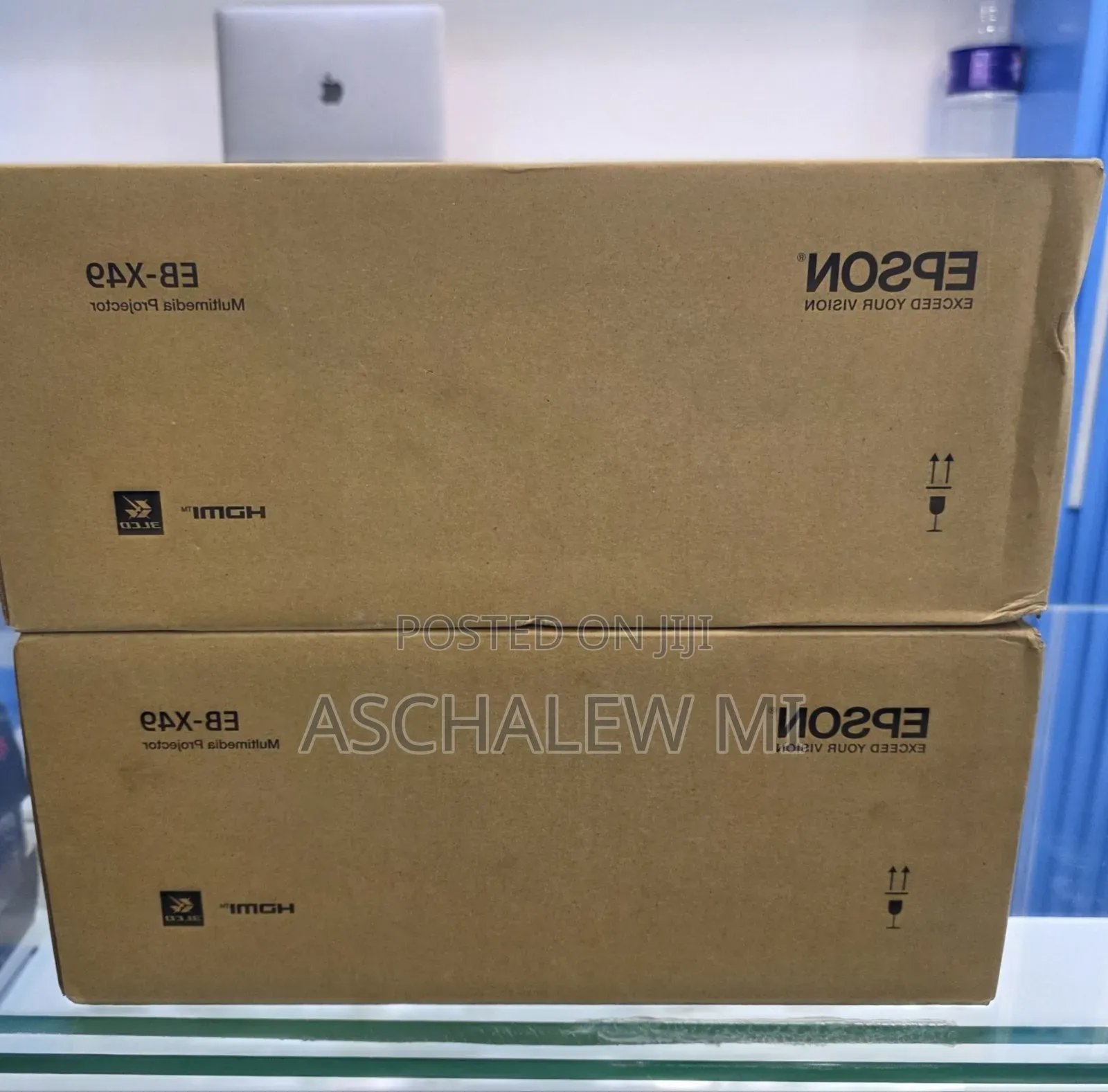 Brand New Epson Projector 
Model : EB-X49 
Technology: 3LCD,