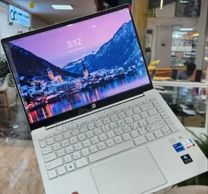 New Laptop HP Pavilion 14 16GB Intel Core i7 SSD 512GB