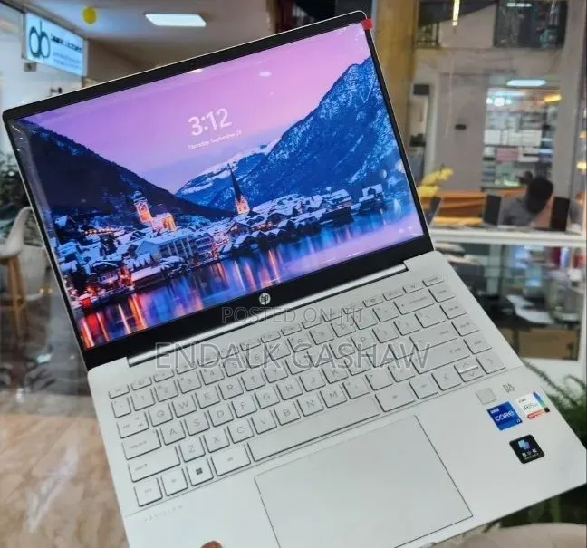 New Laptop HP Pavilion 14 16GB Intel Core i7 SSD 512GB