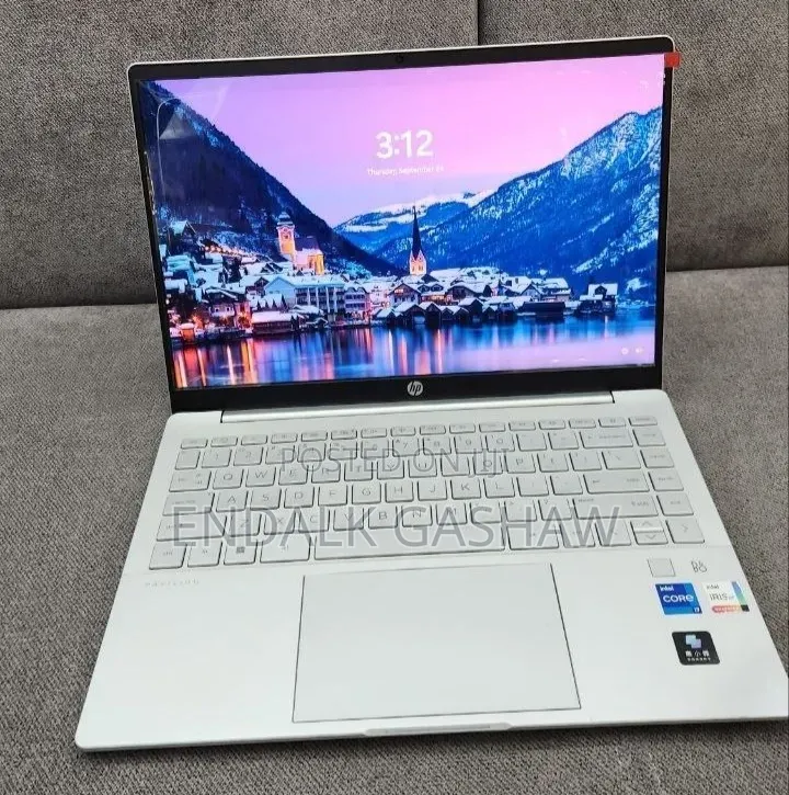 New Laptop HP Pavilion 14 16GB Intel Core i7 SSD 512GB