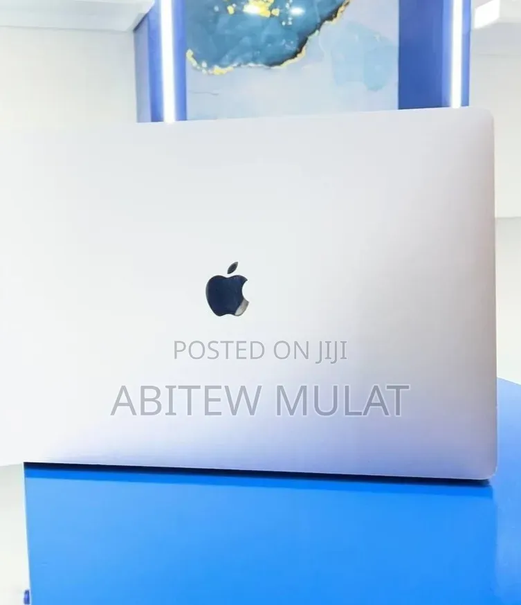New Laptop Apple MacBook Pro 2019 16GB Intel Core i9 SSD 1T