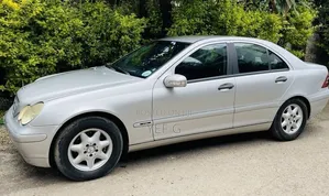 Mercedes-Benz C200 2002