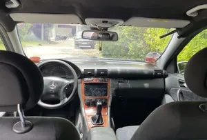 Mercedes-Benz C200 2002