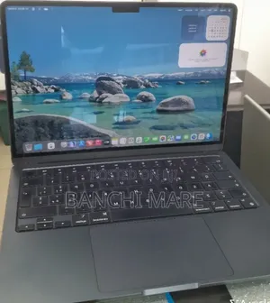 New Laptop Apple MacBook Air 2024 M3 24GB Apple M3 SSD 512GB