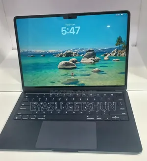 New Laptop Apple MacBook Air 2022 M2 8GB Apple M2 SSD 256GB