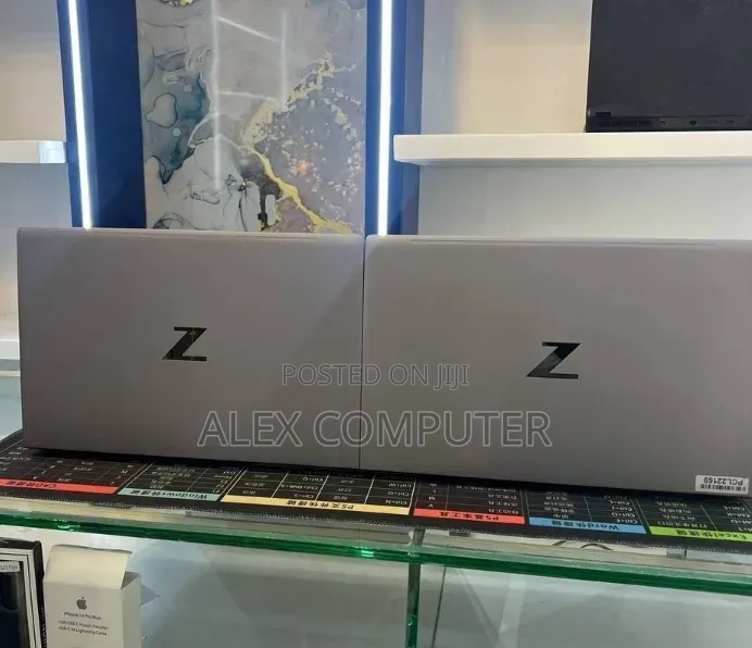 New Laptop HP 16GB Intel Core i7 SSD 512GB