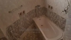 3bdrm Apartment in Urgent For Rent, Yeka for rent