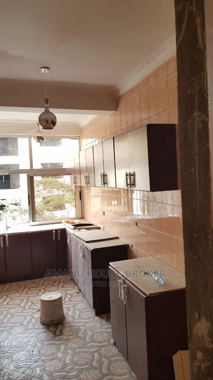 3bdrm Apartment in Urgent For Rent, Yeka for rent