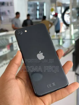 Apple iPhone SE (2020) 64 GB Black