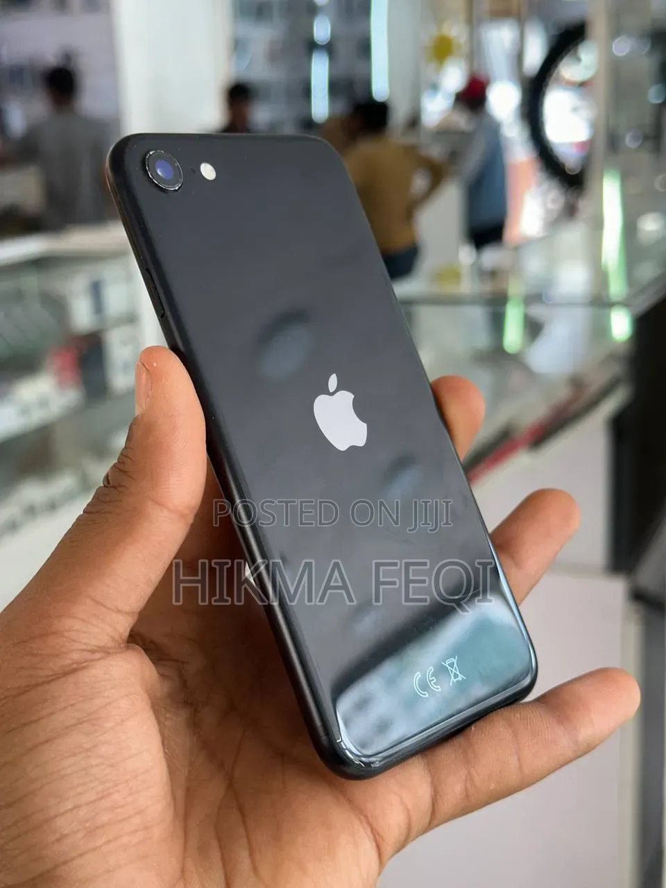 Apple iPhone SE (2020) 64 GB Black