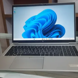 New Laptop HP EliteBook 850 G8 16GB Intel Core i7 SSD 512GB