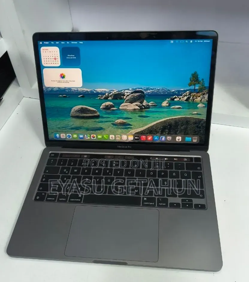 New Laptop Apple MacBook Pro 2020 M1 8GB Apple M1 Pro SSD 256GB