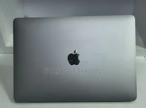 New Laptop Apple MacBook Pro 2020 M1 8GB Apple M1 Pro SSD 256GB