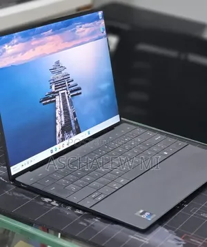 New Laptop Dell XPS 13 16GB Intel Core i7 SSD 512GB