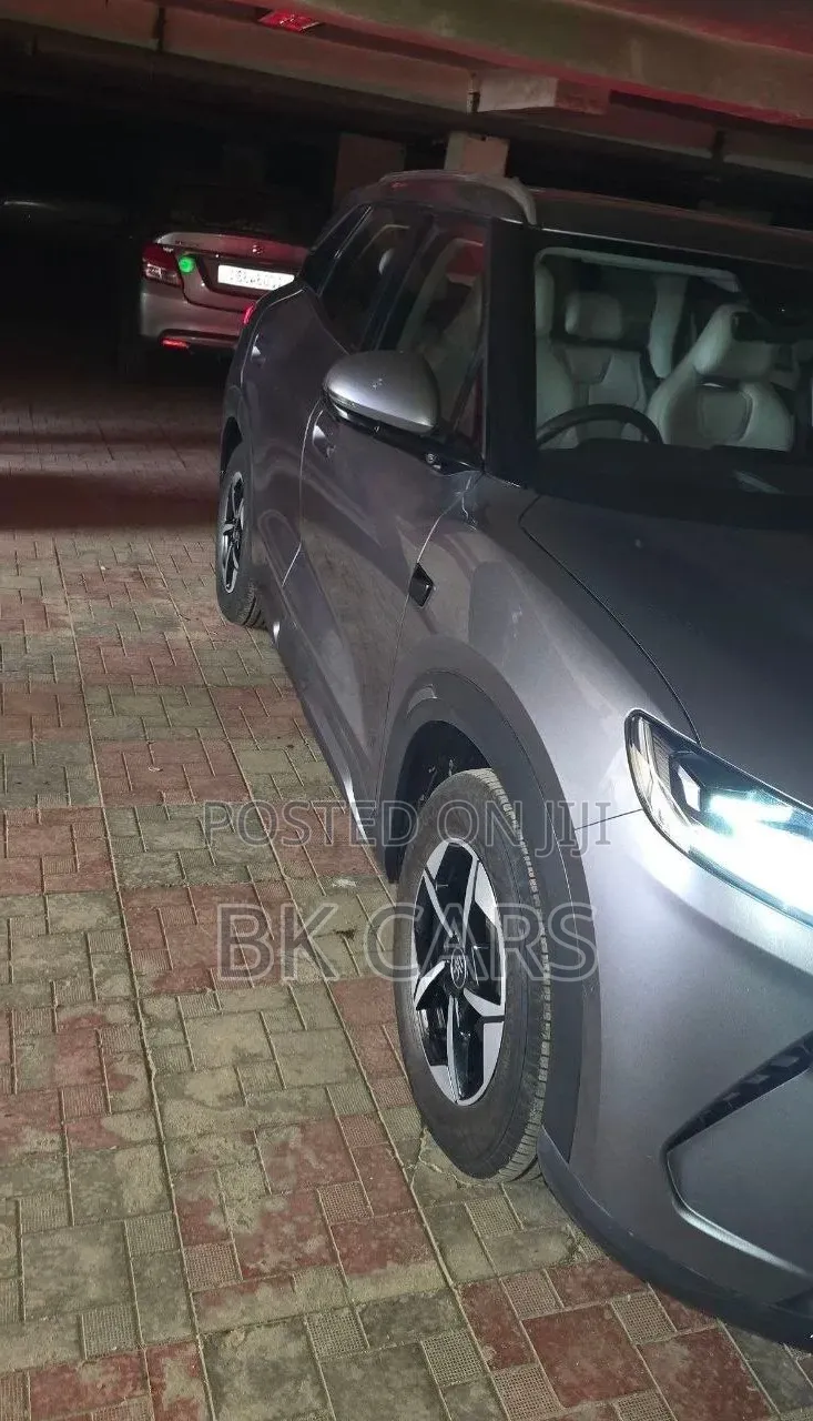 New BYD Yuan Up 2025 Silver