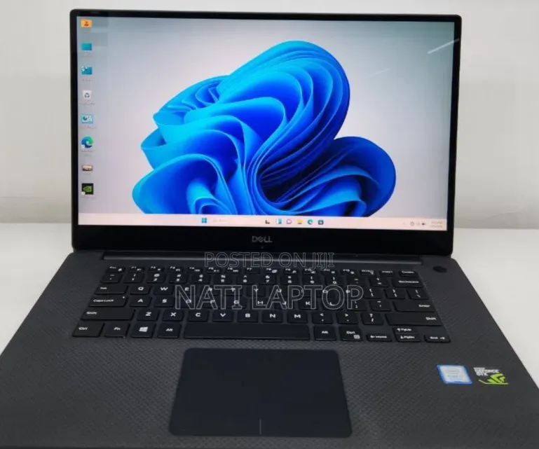 New Laptop Dell XPS 15 16GB Intel Core i7 SSD 512GB