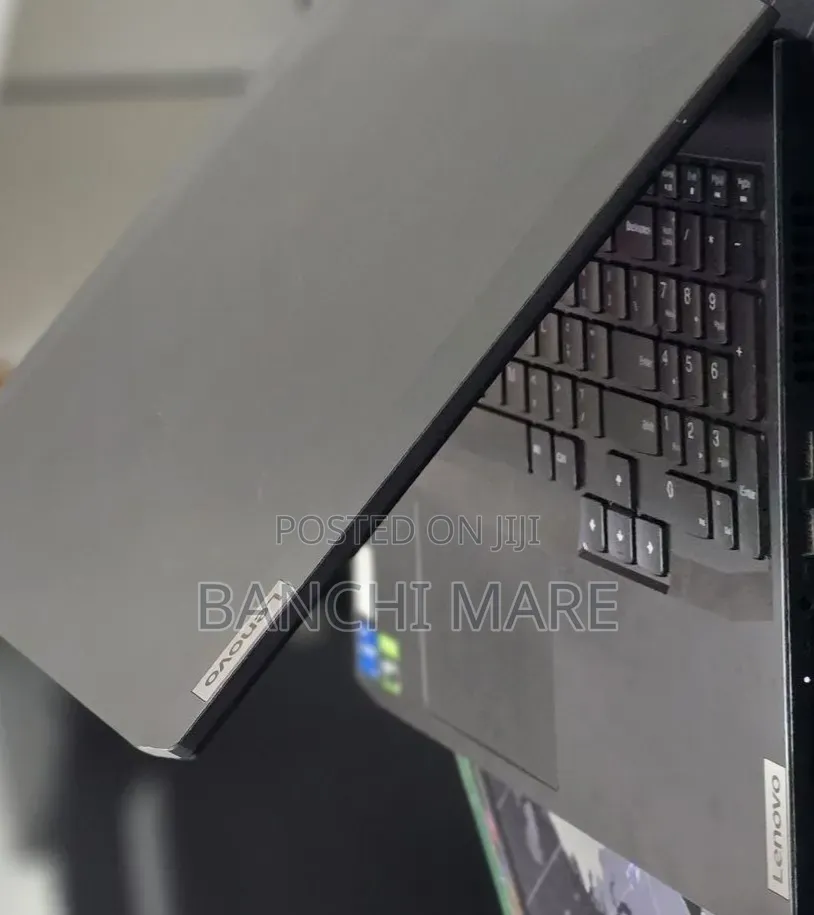 New Laptop Lenovo Ideapad 3 8GB Intel Core i5 SSD 512GB