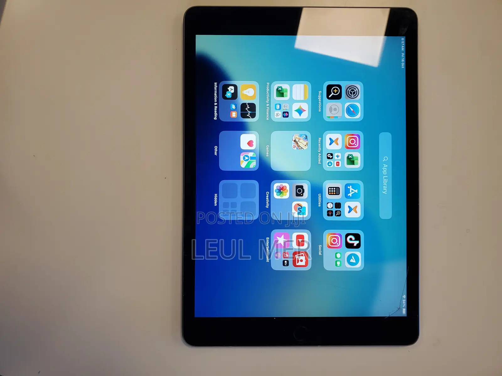 Apple iPad 10.2 (2019) 32 GB Gray