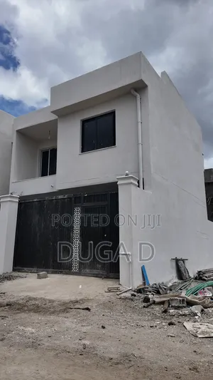 3bdrm Villa in Eniy Realestate, Bole for sale