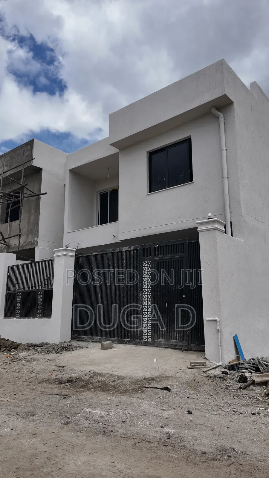 3bdrm Villa in Eniy Realestate, Bole for sale