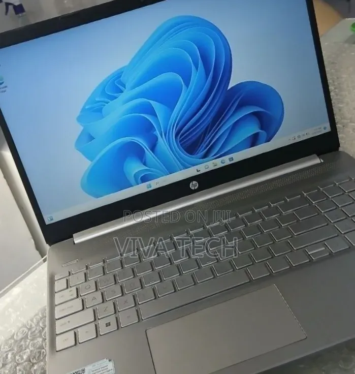 New Laptop HP Stream Notebook 16GB Intel Core i5 SSD 512GB