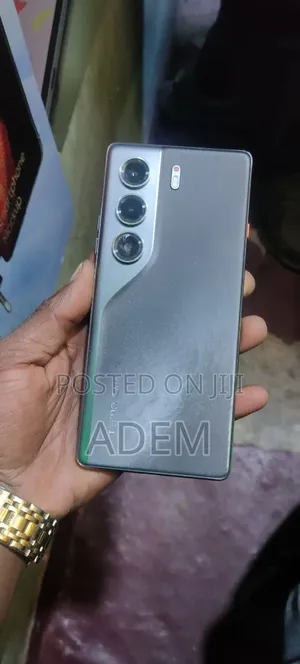 Tecno Spark 40 256 GB Blue