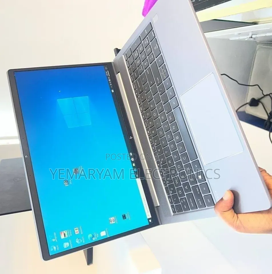 New Laptop HP ZBook Fury 15 G8 16GB Intel Core i7 SSD 512GB