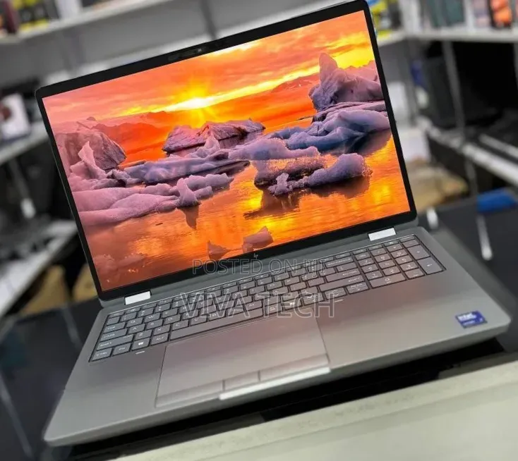 New Laptop HP ZBook Fury 16 G9 32GB Intel Core Ultra 7 SSD 1T