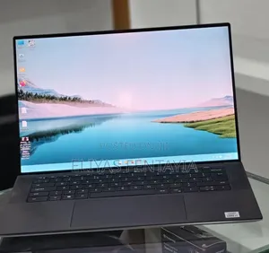 New Laptop Dell Precision 5540 16GB Intel Core i7 SSD 512GB