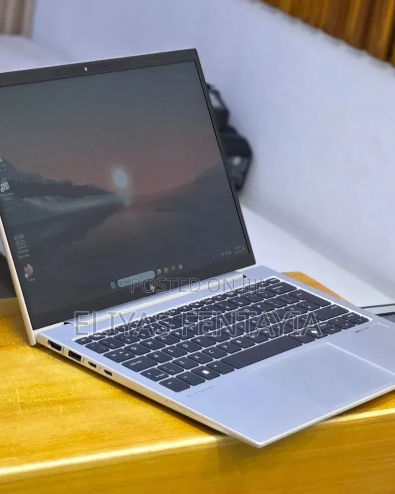 New Laptop HP EliteBook 840 G11 16GB Intel Core Ultra 7 SSD 512GB
