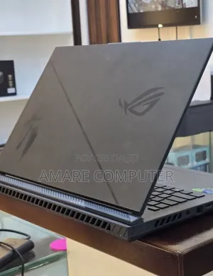 New Laptop Asus ROG Strix G18 16GB Intel Core i9 SSD 1T