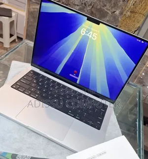 New Laptop Apple MacBook Pro 2024 M4 Pro 24GB Apple M4 Pro SSD 512GB