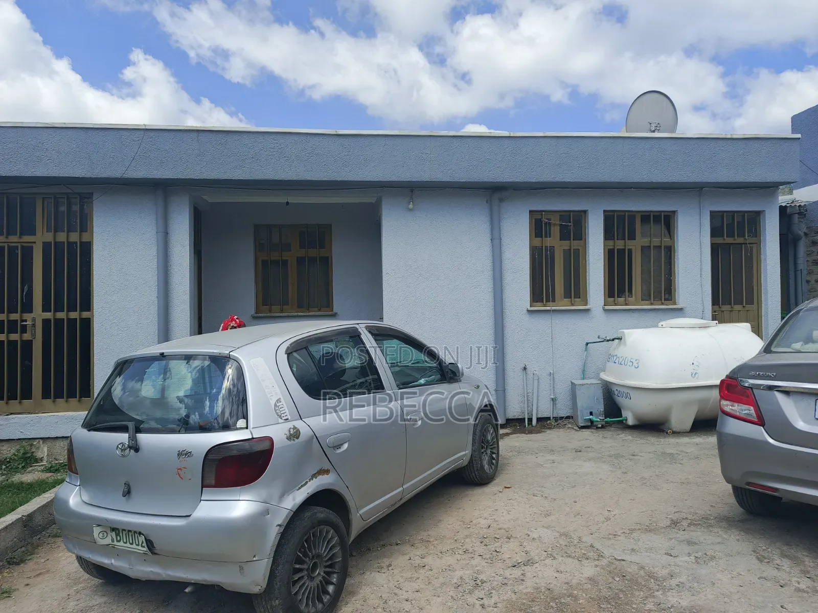 6bdrm Villa in Villa House, Bole for sale