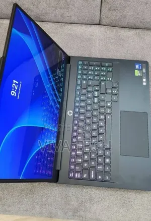 New Laptop Lenovo 32GB Intel Core Ultra 9 SSD 2T