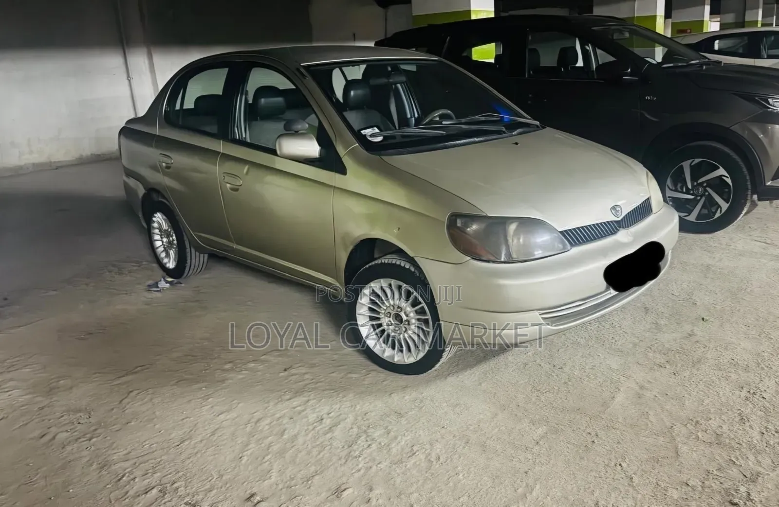 Toyota Platz 2002 Gray