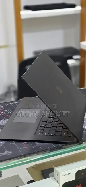 New Laptop Microsoft Surface Laptop 3 32GB Intel Core i7 SSD 1T