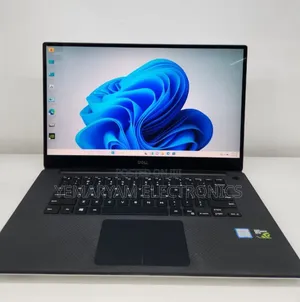 New Laptop Dell XPS 15 16GB Intel Core i7 SSD 512GB