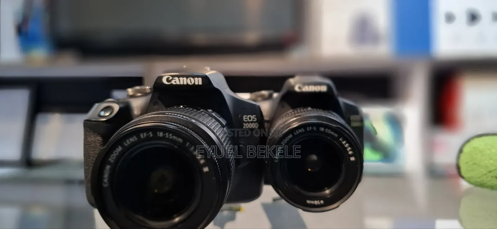 2000D Camera