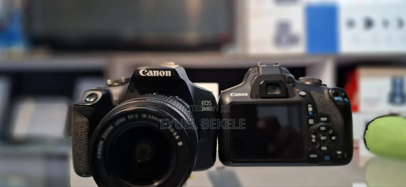 2000D Camera